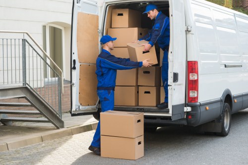 Careful furniture transport service in Dulwich neighborhood
