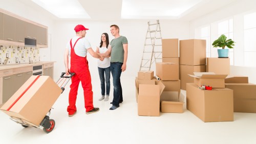 Local moving truck service for household relocation in Dulwich